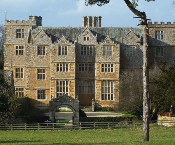 building-in-focus-chastleton-house-spab-uk